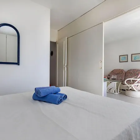 Apartment Tulipanes By Interhome